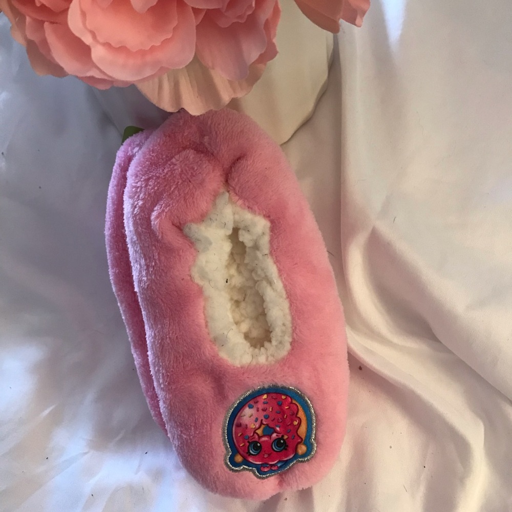 Shopkins Fuzzy Bubba Slipper Socks